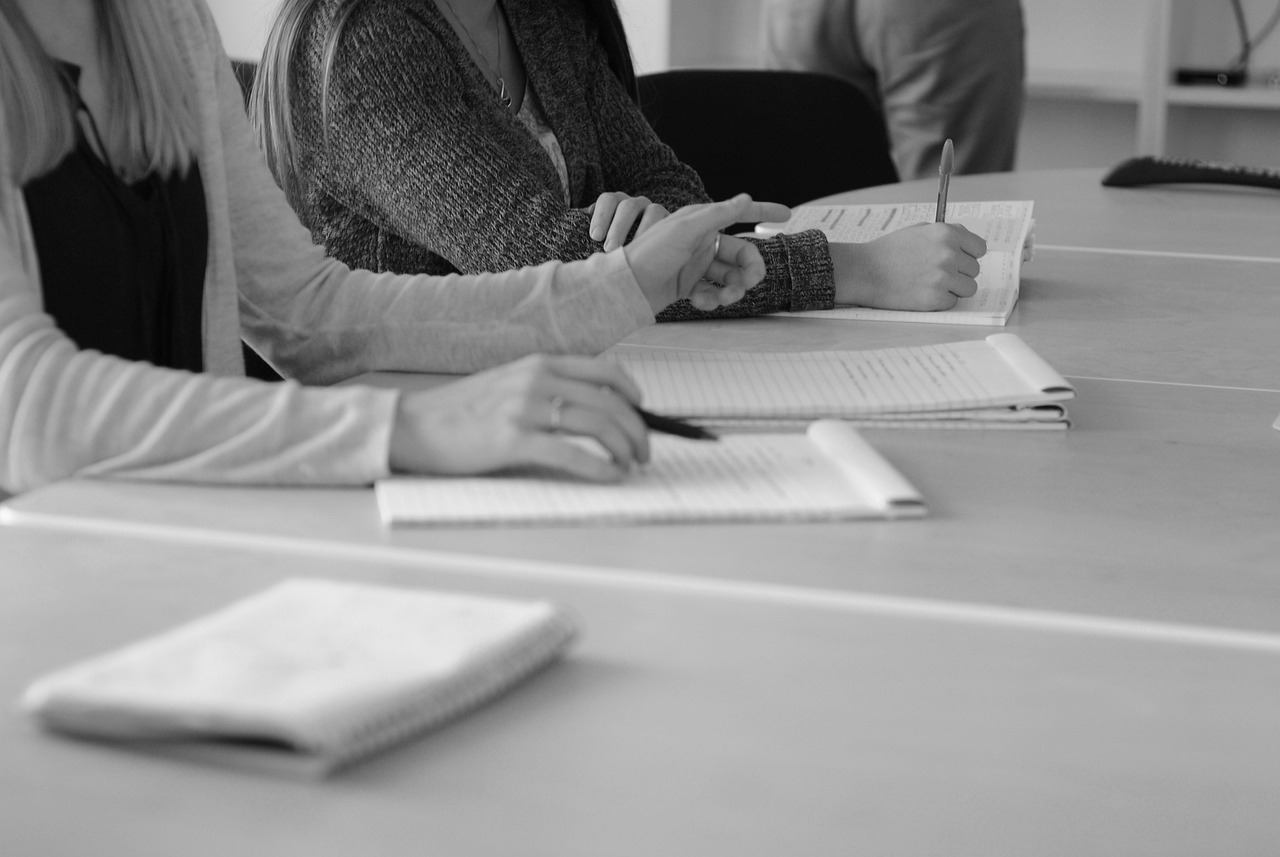 réunion avec prise de notes